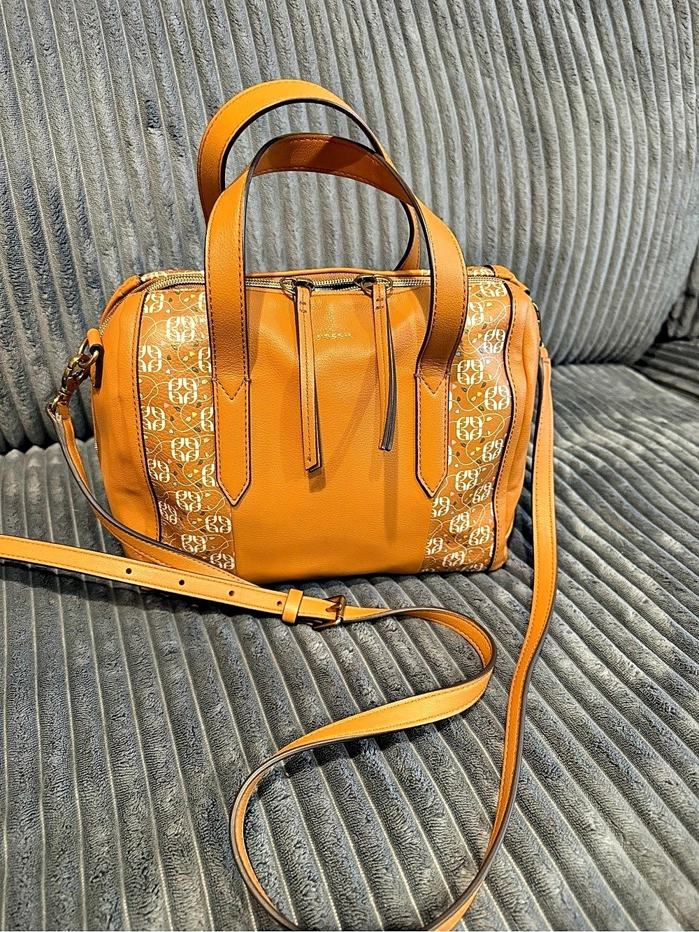 Fossil Satchel in tan